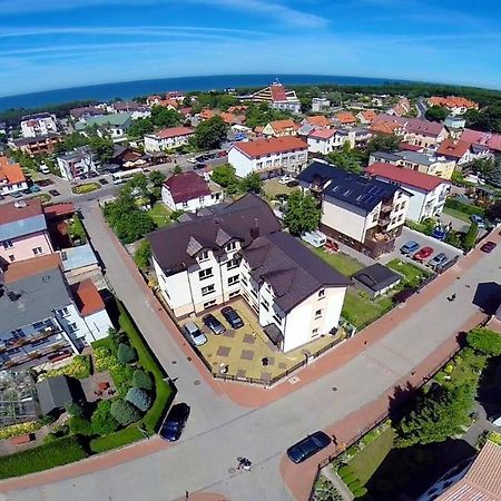 Pokoje Goscinne Jedrus Mielno  Esterno foto